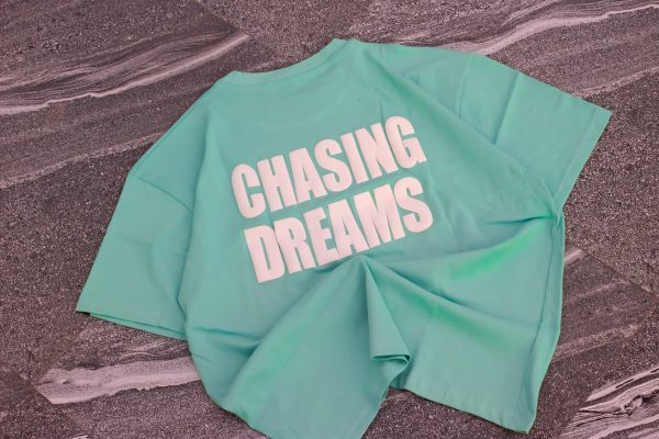 "CHASING DREAM"Puff printed Oversized Tshirt